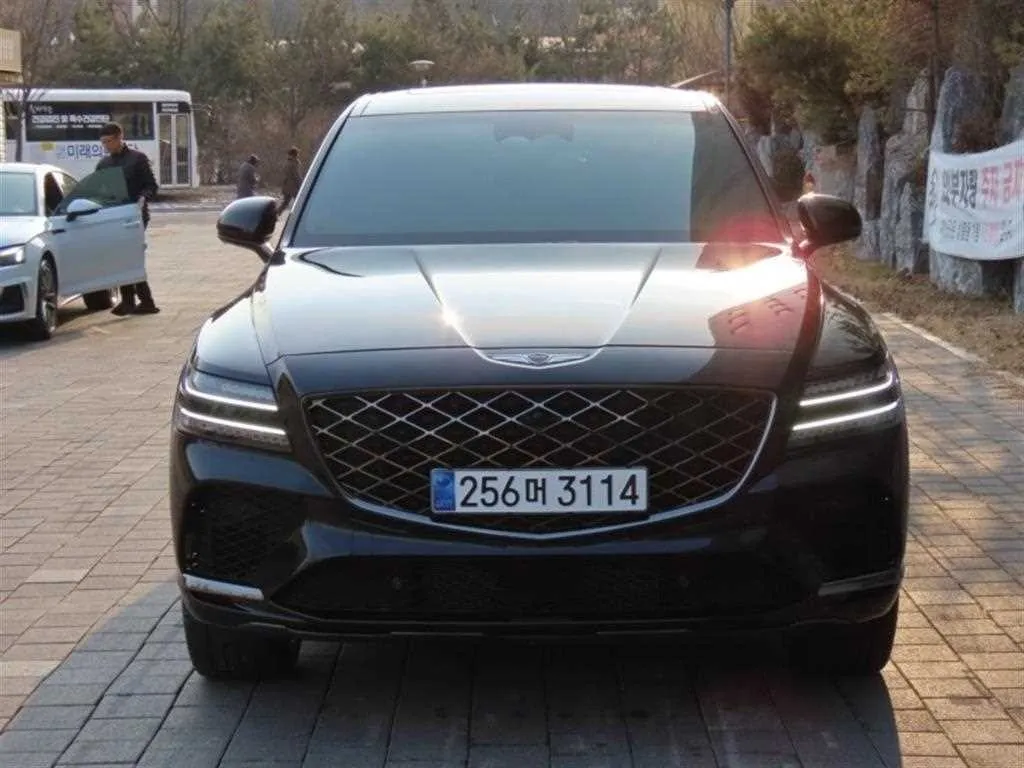 GV80쿠페 중고차 매물 사진 8 - 2024년 29,671km